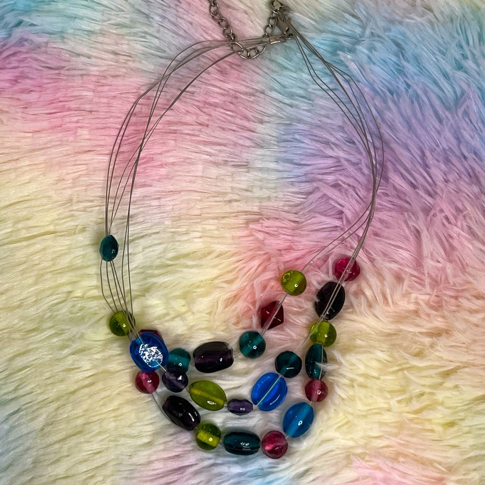 ➷ 5/$25 Colorful Glass Bead and Wire Necklace - Picture 3 of 4